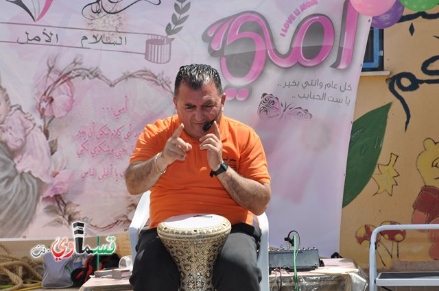 كفرقاسم – فيديو: بساتين الامل, السلام , والمحبة تحتفل بعيد الام على انغام عمو انس وجوقته ..